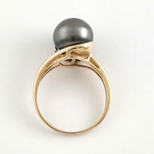 Load image into Gallery viewer, 14K Solid Yellow Gold Black Tahitian Pearl Solitaire Ring with Diamond Accents