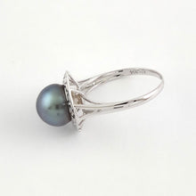 Load image into Gallery viewer, Blue Tahitian Pearl Ring 14K White Gold Maze Design