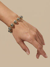 Load image into Gallery viewer, 14k Solid Yellow Gold Stationary 9mm Black Cultured Pearl Bracelet