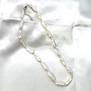 615814S36-White-Biwa-Pearl-Silver-Beads-Necklace-Silver-Trigger-Clasp
