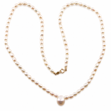 Load image into Gallery viewer, White Freshwater Pearl Necklace with 14k Gold Clasp
