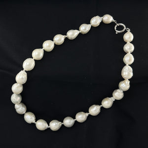 620392G45E- WHITE PEARL 11MM - 14MM FRESHWATER PEARL NECKLACE