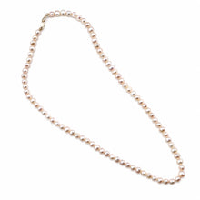 Load image into Gallery viewer, Romance Pink Mini Pearl Necklace