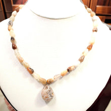 Load image into Gallery viewer, Drop-Shaped Multi-Color Agate Necklace