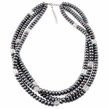 Load image into Gallery viewer, Peacock Roundel Pearl Twist Necklace with Sterling Silver