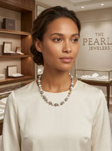 Load image into Gallery viewer, 14k Yellow Gold Clasp Baroque Gray Tahitian &amp; White Pearl Necklace