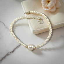 Load image into Gallery viewer, 14k Yellow Gold Spring Clasp White Mini Pearl Bracelet with Center White Pearl