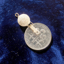Load image into Gallery viewer, 14K Yellow Gold Sparkle Bead Clasp (8mm)