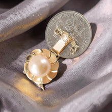 Load image into Gallery viewer, 14K Yellow Gold Double Strand (2 Rows) Peach Cultured Pearl Clasp