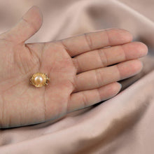 Load image into Gallery viewer, 14K Yellow Gold Triple Strands (3 Rows) Pink Pearl Clasp