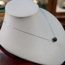 Load image into Gallery viewer, Black Pearl on 14k White Gold Box Chain Necklace