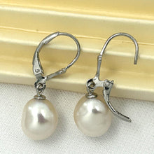 Load image into Gallery viewer, 9100930 SILVER 925 FLEUR DE LIS LEVERBACK WHITE BAROQUE PEARL DANGLE EARRINGS