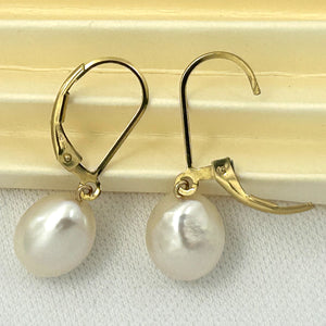 9100935 14K GOLD FILLED PLAIN LEVER BACK WHITE BAROQUE PEARL DANGLE EARRINGS