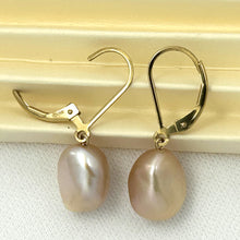 Load image into Gallery viewer, 9100937 14K GOLD FILLED PLAIN LEVER BACK PINK BAROQUE PEARL DANGLE EARRINGS