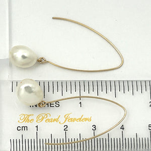 9100945 14K GOLD FILLED V SHAPED WIRE WHITE BAROQUE PEARL DANGLE EARRINGS