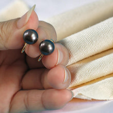 Load image into Gallery viewer, 14k Gold Filled Clip-On Black Pearl Earrings (Non-Pierced)