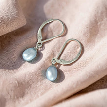 Load image into Gallery viewer, Sterling Silver Leverback Blue Pearl Dangle Earrings