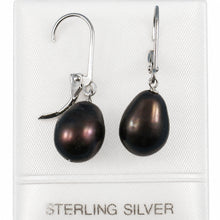 Load image into Gallery viewer, Sterling Silver Leverback Black Pearl Dangle Earrings
