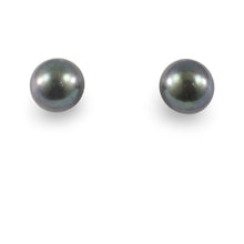Load image into Gallery viewer, Sterling Silver Black Pearl Stud Earrings (5–5.5mm)