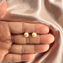 Load image into Gallery viewer, Sterling Silver Pale Pink Pearl Stud Earrings (7.5–8mm)