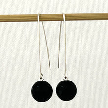 Load image into Gallery viewer, 9110871 SILVER 925 V SHAPED WIRE FACETED BLACK ONYX DANGLE HOOK EARRINGS