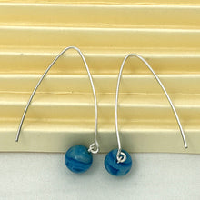 Load image into Gallery viewer, 9110898 SILVER 925 V SHAPED WIRE AGATE DANGLE HOOK EARRINGS