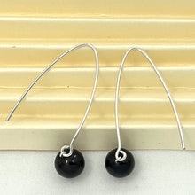 Load image into Gallery viewer, 9110899 SILVER 925 V SHAPED WIRE GARNET DANGLE HOOK EARRINGS