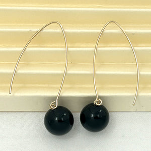 9111861  BLACK ONYX 14K GOLD FILLED V SHAPED WIRE DANGLE HOOK EARRINGS