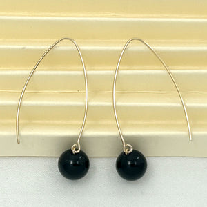 9111891  BLACK ONYX 14K GOLD FILLED V SHAPED WIRE DANGLE HOOK EARRINGS