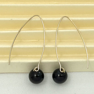 9111899  GARNET 14K GOLD FILLED V SHAPED WIRE DANGLE HOOK EARRINGS