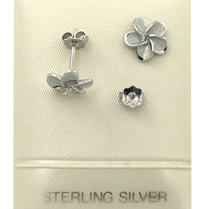 9130030-Sterling-Silver-925-Lovely-Hawaiian-Plumeria-Flower-Stud-Earrings