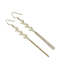Load image into Gallery viewer, 14k Gold Filled Hook Earrings – White Pearl Waterfall Drop