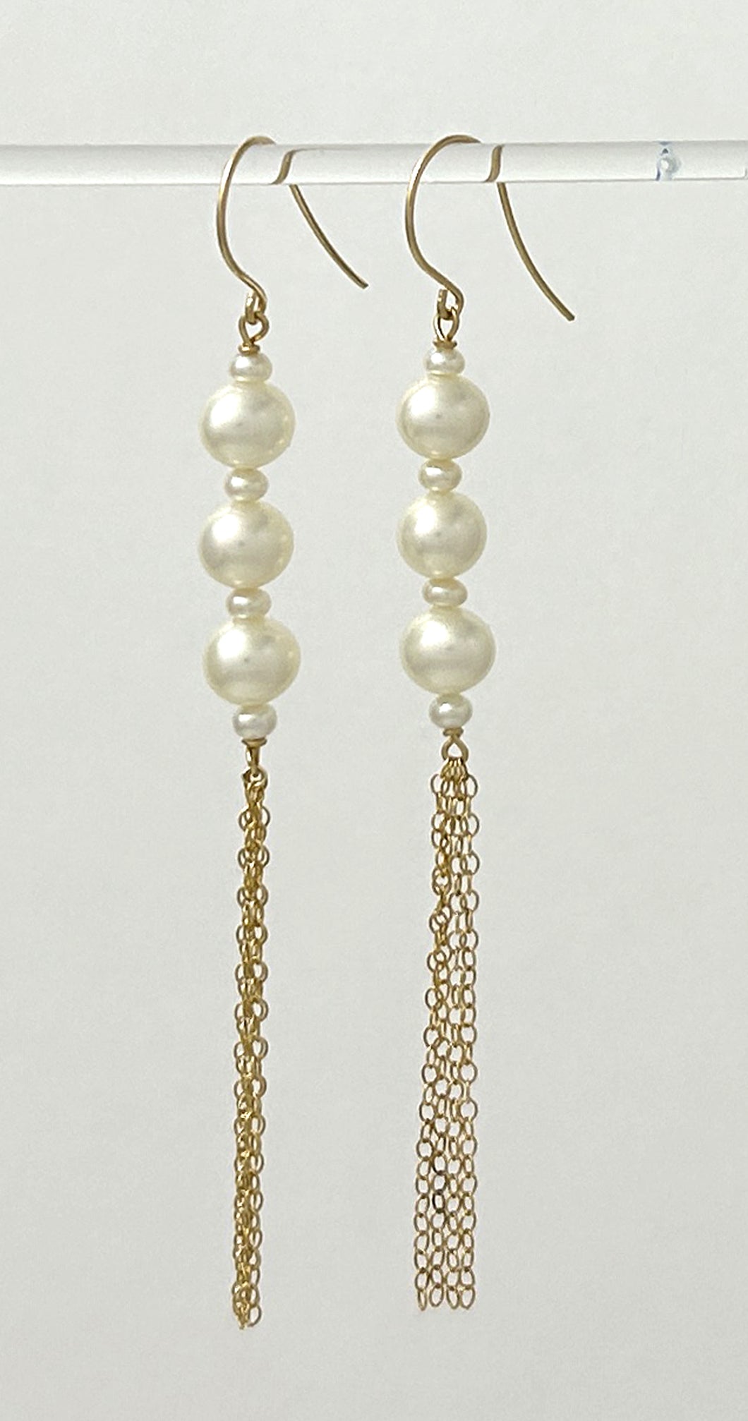 9140070 14K YELLOW GOLD-FILLED HOOK PEARL DROP EARRINGS