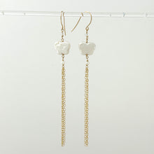 Load image into Gallery viewer, 9140080 14K YELLOW GOLD-FILLED HOOK BUTTERFLY COIN PEARL EARRINGS