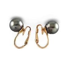 Load image into Gallery viewer, Non Pierced Black Tahitian Pearl Clip-On Earrings