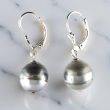 Load image into Gallery viewer, Solid Sterling Silver .925 Leverback Gray Tahitian Pearl Earrings