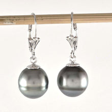 Load image into Gallery viewer, Solid Sterling Silver .925 Leverback Black Tahitian Pearl Earrings