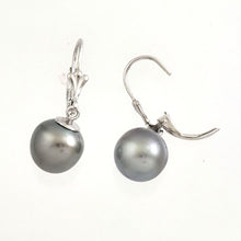 Load image into Gallery viewer, Solid Sterling Silver .925 Leverback Black Tahitian Pearl Earrings