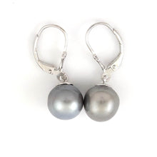 Load image into Gallery viewer, Solid Sterling Silver .925 Leverback Black Tahitian Pearl Earrings
