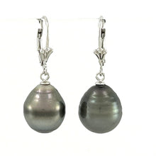 Load image into Gallery viewer, Solid Sterling Silver .925 Leverback Black Tahitian Pearl Earrings
