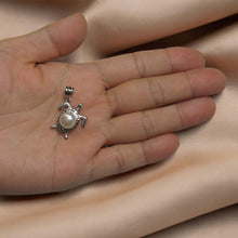 Load image into Gallery viewer, Sterling Silver 925 Hawaiian Honu White Pearl Pendant
