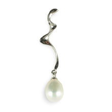 Load image into Gallery viewer, Sterling Silver 925 Water Flow White Pearl Pendant