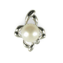 Load image into Gallery viewer, Sterling Silver 925 CZ &amp; White Pearl Flower Pendant