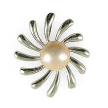 Load image into Gallery viewer, Sterling Silver 925 Sun Design Peach Pearl Pendant