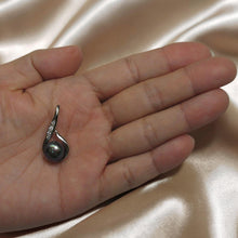 Load image into Gallery viewer, Sterling Silver 925 Fish Hook Black Pearl Pendant