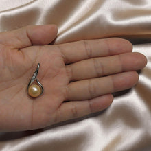 Load image into Gallery viewer, Sterling Silver 925 Fish Hook Peach Pearl Pendant