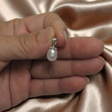Load image into Gallery viewer, Sterling Silver 925 White Pearl Pendant