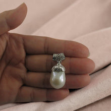 Load image into Gallery viewer, Sterling Silver 925 Baroque Pearl Pendant