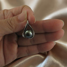 Load image into Gallery viewer, Sterling Silver 925 Wave Black Pearl Pendant