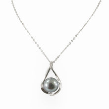 Load image into Gallery viewer, Sterling Silver 925 Wave Black Pearl Pendant